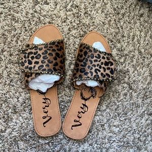 Boutique sandals